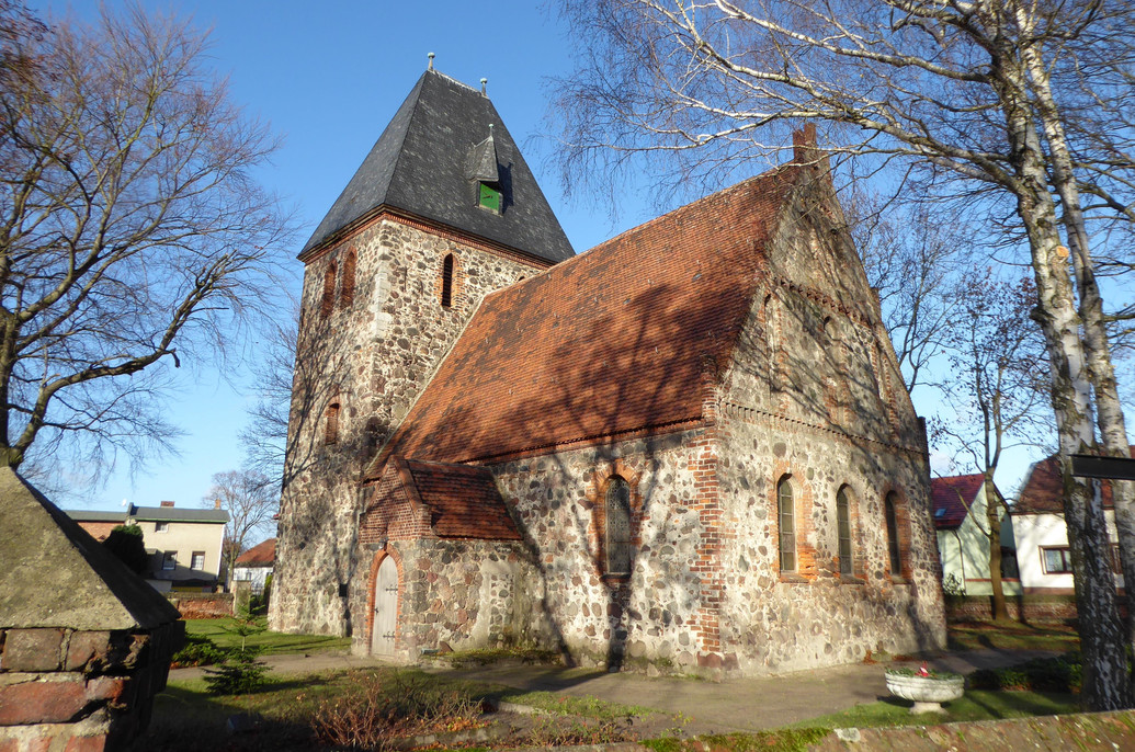 Dorfkirche Seefeld © Luitgard Langeheinicke