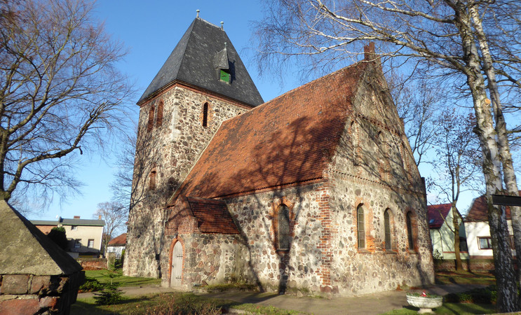 Dorfkirche Seefeld © Luitgard Langeheinicke